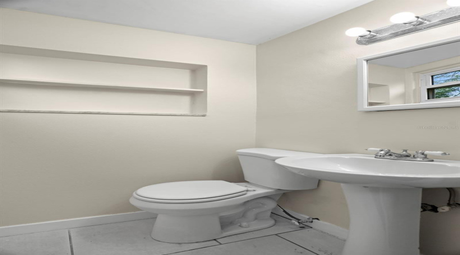 St Petersburg, Florida 33704, 3 Bedroom Bedrooms, ,1 Bathroombathrooms,Residential,For Sale,37Th,0,Mfro6426583