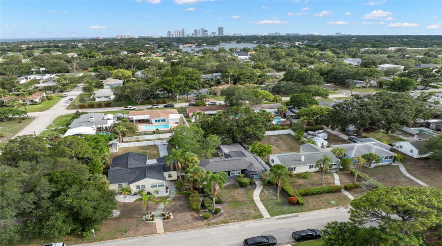 St Petersburg, Florida 33704, 3 Bedroom Bedrooms, ,1 Bathroombathrooms,Residential,For Sale,37Th,0,Mfro6426583