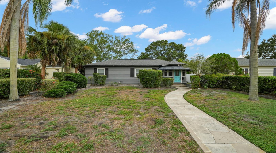 St Petersburg, Florida 33704, 3 Bedroom Bedrooms, ,1 Bathroombathrooms,Residential,For Sale,37Th,0,Mfro6426583