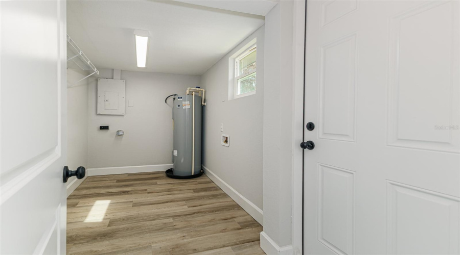 Auburndale, Florida 33823, 3 Bedroom Bedrooms, ,1 Bathroombathrooms,Residential,For Sale,Victoria,0,Mfrl4963713