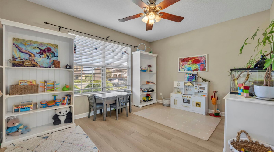 Office/Den/Playroom/Flex Space