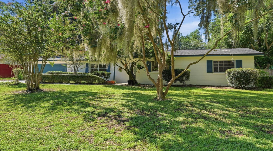 Gainesville, Florida 32605, 3 Bedroom Bedrooms, ,2 Bathroombathrooms,Residential,For Sale,48Th,0,Mfrgc542587