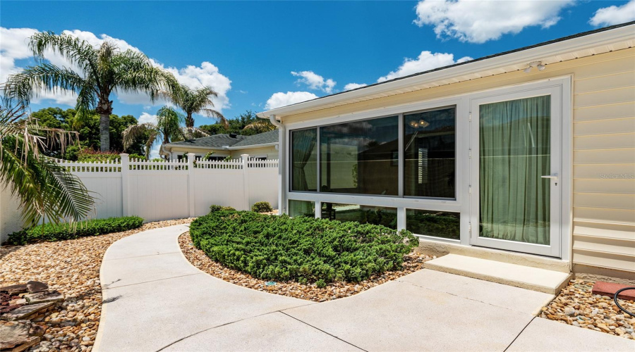 The Villages, Florida 32162, 2 Bedroom Bedrooms, ,2 Bathroombathrooms,Residential,For Sale,Azteca,0,Mfrg5113381
