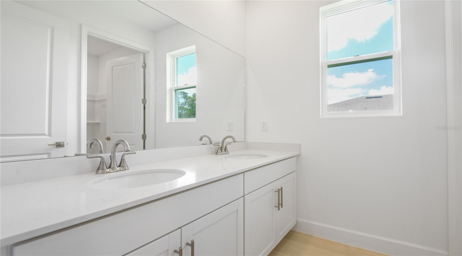 Weeki Wachee, Florida 34613, 3 Bedroom Bedrooms, ,2 Bathroombathrooms,Residential,For Sale,Players,0,Mfrs5118973