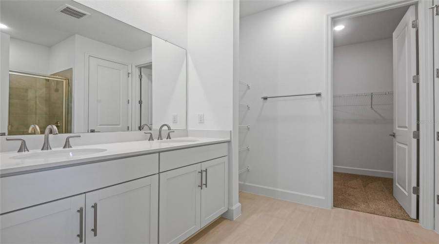Weeki Wachee, Florida 34613, 3 Bedroom Bedrooms, ,2 Bathroombathrooms,Residential,For Sale,Players,0,Mfrs5118973