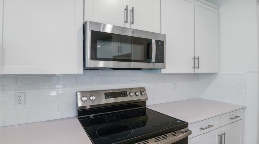 Weeki Wachee, Florida 34613, 3 Bedroom Bedrooms, ,2 Bathroombathrooms,Residential,For Sale,Players,0,Mfrs5118973