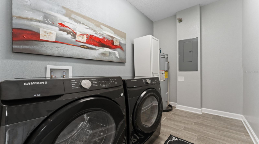 Winter Garden, Florida 34787, 3 Bedroom Bedrooms, ,2 Bathroombathrooms,Residential,For Sale,Title,0,Mfro6382795