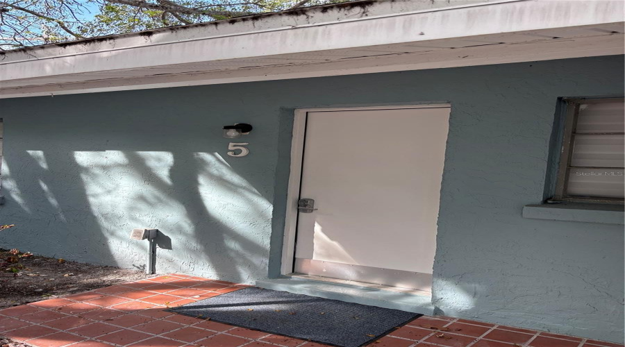 Sarasota, Florida 34236, 1 Bedroom Bedrooms, ,1 Bathroombathrooms,Residential,For Sale,Roosevelt,0,Mfra4651143
