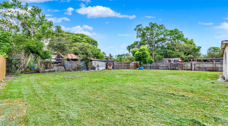 Sorrento, Florida 32776, 3 Bedroom Bedrooms, ,2 Bathroombathrooms,Residential,For Sale,Orange,0,Mfro6432836