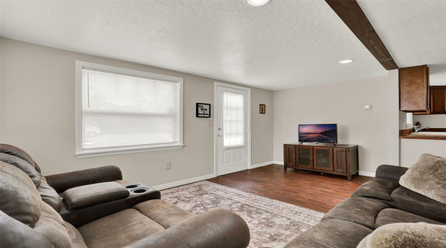 Sorrento, Florida 32776, 3 Bedroom Bedrooms, ,2 Bathroombathrooms,Residential,For Sale,Orange,0,Mfro6432836