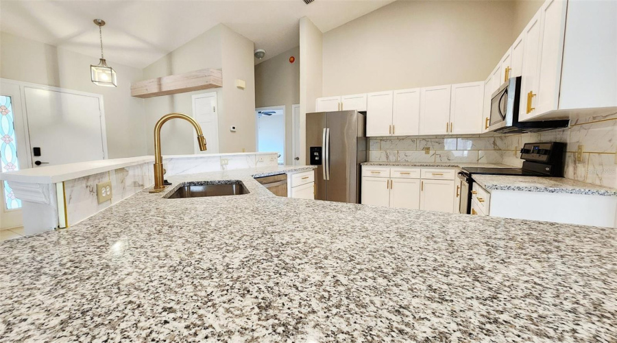 Hudson, Florida 34669, 2 Bedroom Bedrooms, ,2 Bathroombathrooms,Residential,For Sale,Topflite,0,Mfro6413161