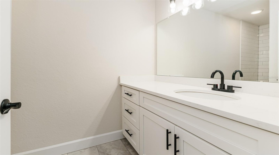 Lakeland, Florida 33813, 4 Bedroom Bedrooms, ,2 Bathroombathrooms,Residential,For Sale,Kimball,0,Mfrl4964235