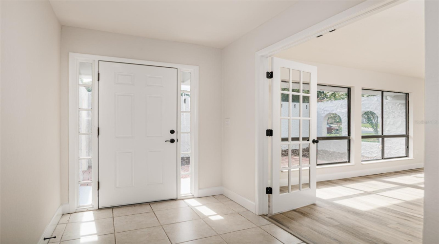 Lakeland, Florida 33813, 4 Bedroom Bedrooms, ,2 Bathroombathrooms,Residential,For Sale,Kimball,0,Mfrl4964235