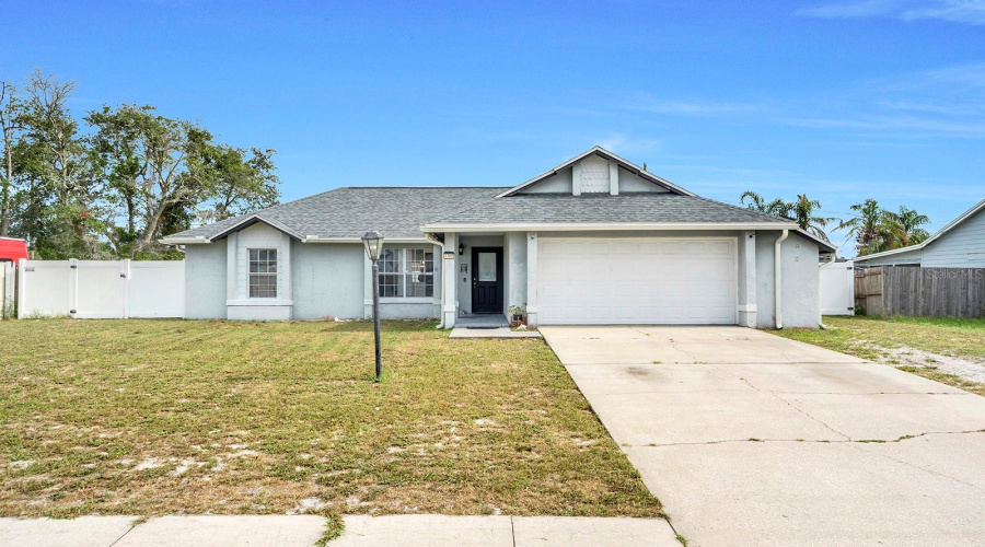 Deltona, Florida 32725, 3 Bedroom Bedrooms, ,2 Bathroombathrooms,Residential,For Sale,Manitoba,0,Mfro6430771