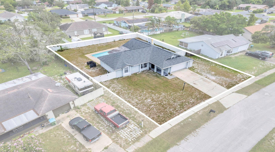 Deltona, Florida 32725, 3 Bedroom Bedrooms, ,2 Bathroombathrooms,Residential,For Sale,Manitoba,0,Mfro6430771