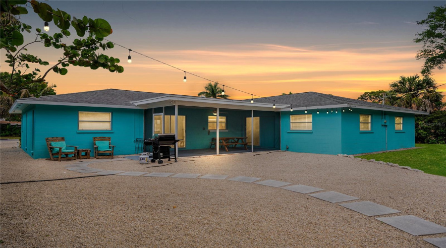 Bradenton, Florida 34209, 4 Bedroom Bedrooms, ,2 Bathroombathrooms,Residential,For Sale,Montezuma,0,Mfra4689347