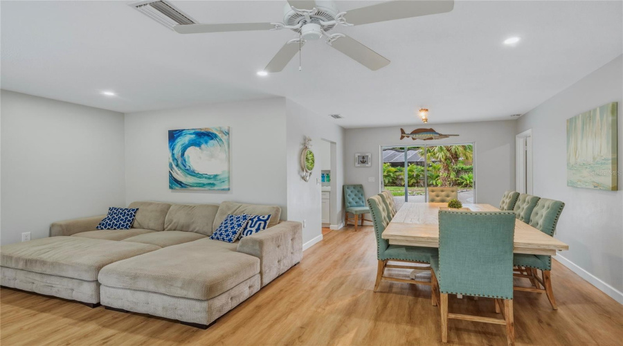Bradenton, Florida 34209, 4 Bedroom Bedrooms, ,2 Bathroombathrooms,Residential,For Sale,Montezuma,0,Mfra4689347