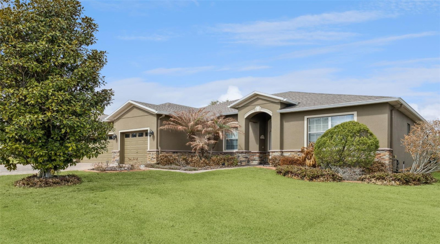 Clermont, Florida 34711, 3 Bedroom Bedrooms, ,2 Bathroombathrooms,Residential,For Sale,Sandy Cay,0,Mfro6386650
