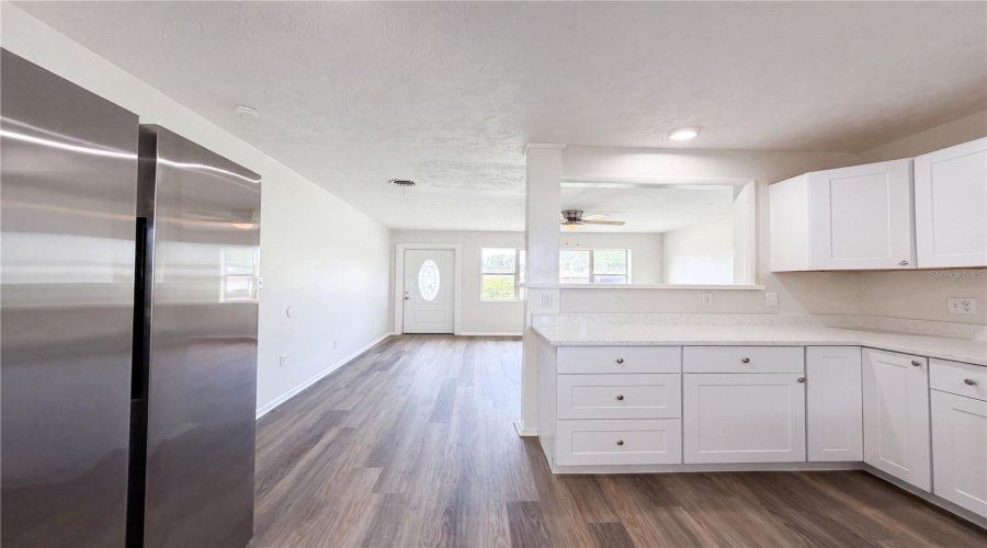 Bradenton, Florida 34208, 2 Bedroom Bedrooms, ,2 Bathroombathrooms,Residential,For Sale,2Nd,0,Mfro6426378