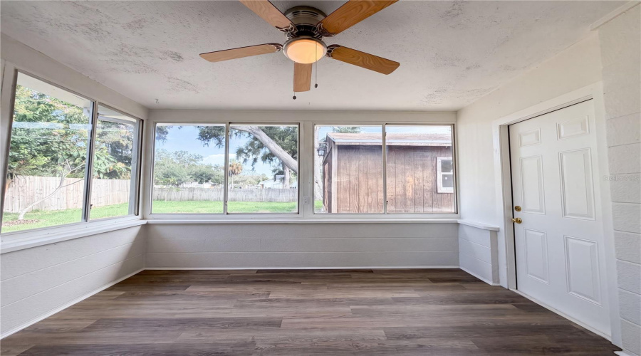 Bradenton, Florida 34208, 2 Bedroom Bedrooms, ,2 Bathroombathrooms,Residential,For Sale,2Nd,0,Mfro6426378