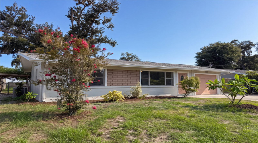 Bradenton, Florida 34208, 2 Bedroom Bedrooms, ,2 Bathroombathrooms,Residential,For Sale,2Nd,0,Mfro6426378