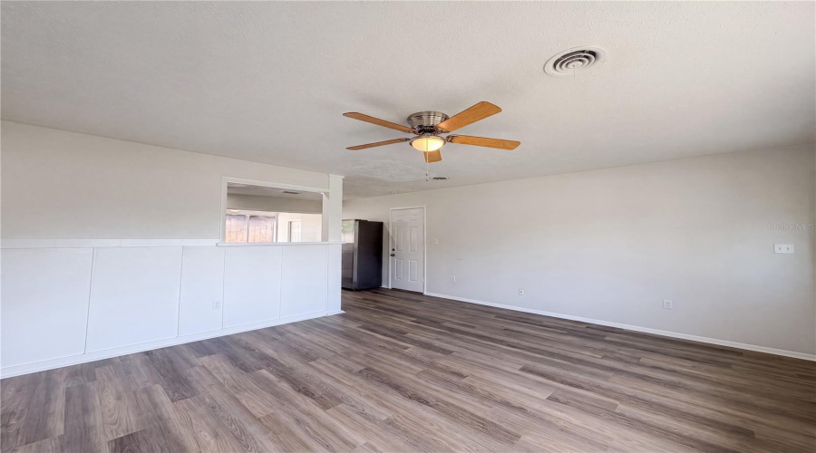 Bradenton, Florida 34208, 2 Bedroom Bedrooms, ,2 Bathroombathrooms,Residential,For Sale,2Nd,0,Mfro6426378