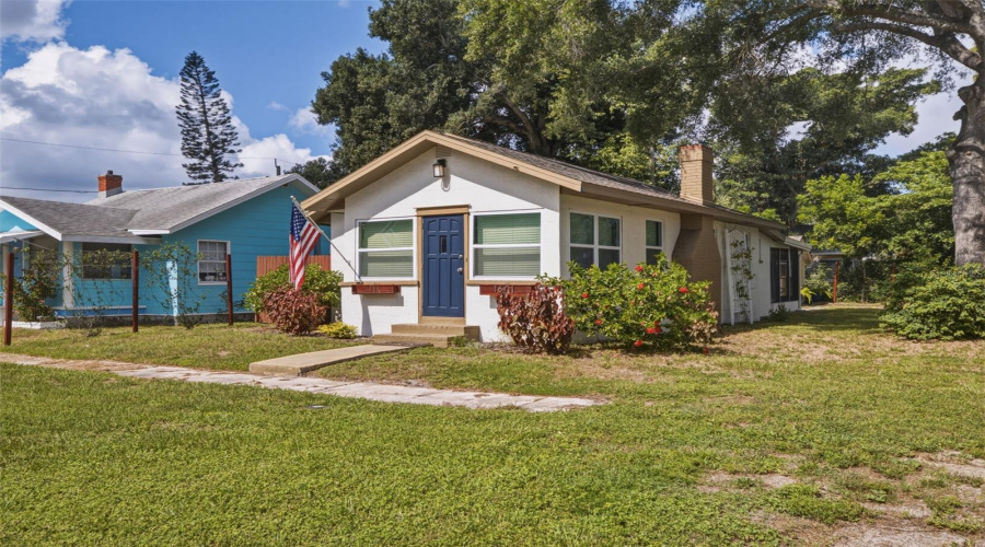 Wonderful Bungalow In Gulfport, Florida