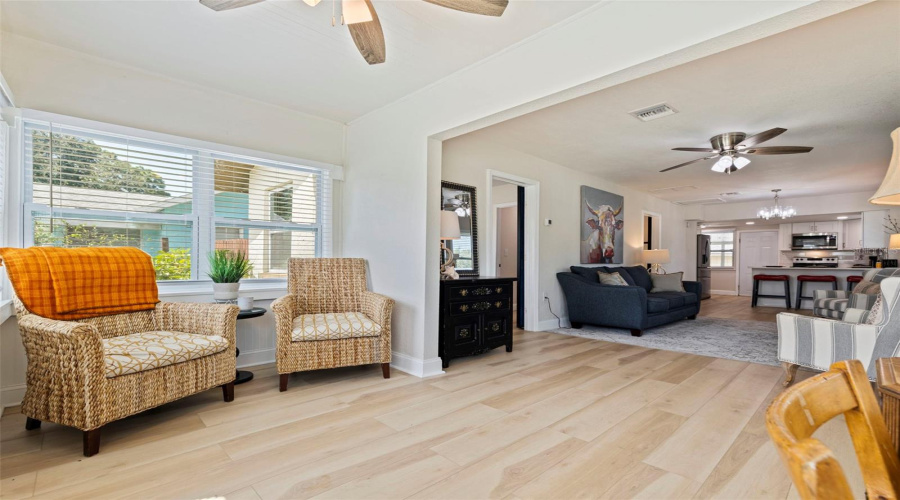 Wonderful Bungalow In Gulfport, Florida