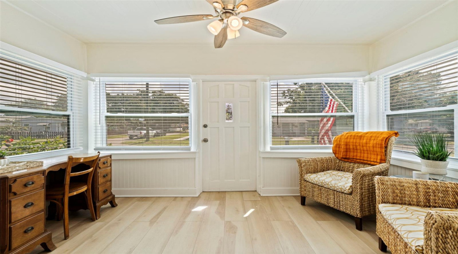 Wonderful Bungalow In Gulfport, Florida