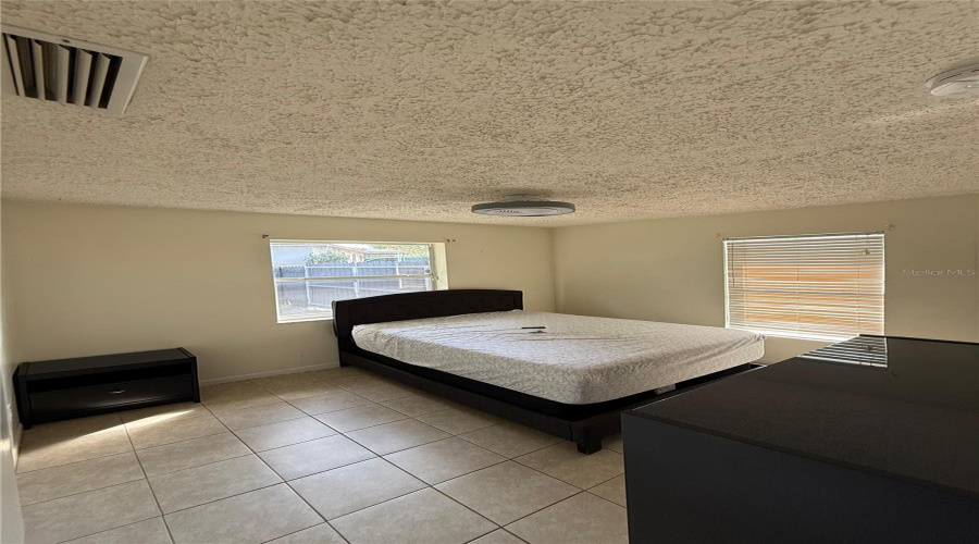 Spring Hill, Florida 34606, 5 Bedroom Bedrooms, ,2 Bathroombathrooms,Residential,For Sale,Tarrytown,0,Mfrtb8464781