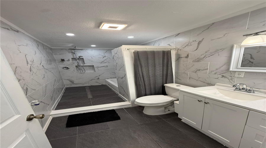 Spring Hill, Florida 34606, 5 Bedroom Bedrooms, ,2 Bathroombathrooms,Residential,For Sale,Tarrytown,0,Mfrtb8464781