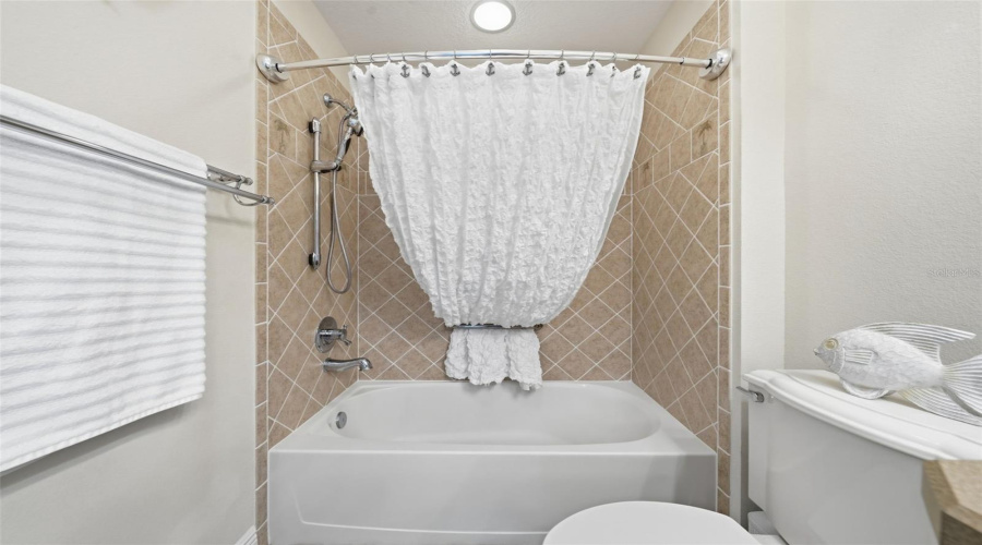 The Villages, Florida 32162, 3 Bedroom Bedrooms, ,2 Bathroombathrooms,Residential,For Sale,Alcove,0,Mfrg5116616