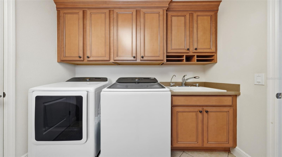 The Villages, Florida 32162, 3 Bedroom Bedrooms, ,2 Bathroombathrooms,Residential,For Sale,Alcove,0,Mfrg5116616