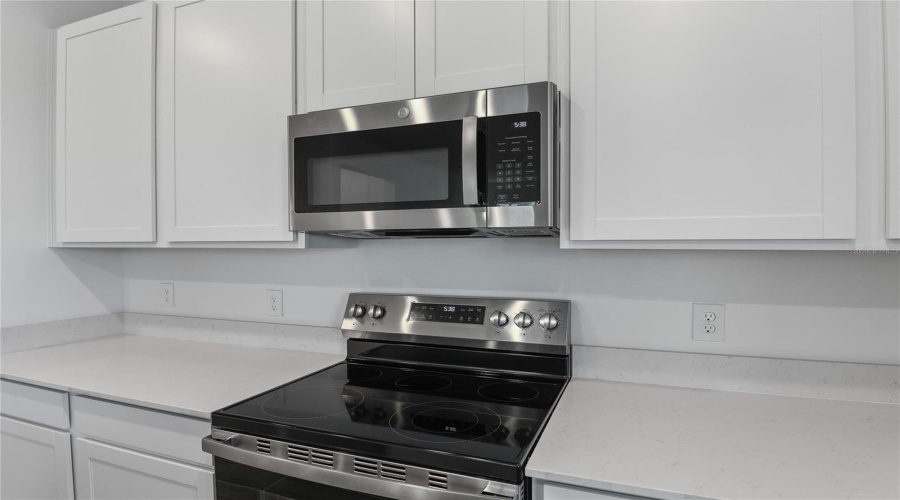 Lake Hamilton, Florida 33851, 3 Bedroom Bedrooms, ,2 Bathroombathrooms,Residential,For Sale,Daphne,0,Mfrs5132092