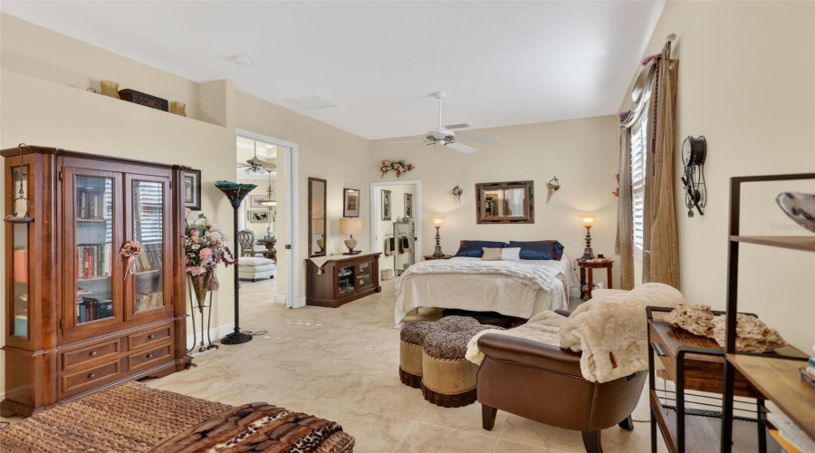 The Generously Proportioned Guest Suite Provides Comfort And Versatility, With Abundant Natural Light And Room For Multiple Living Arrangements.