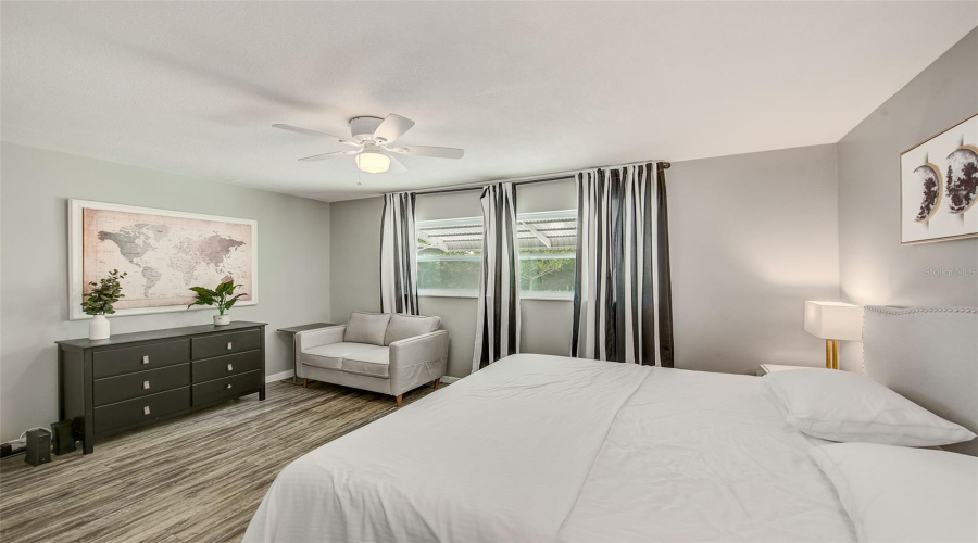 Seminole, Florida 33772, 4 Bedroom Bedrooms, ,2 Bathroombathrooms,Residential,For Sale,60Th,0,Mfrtb8540580