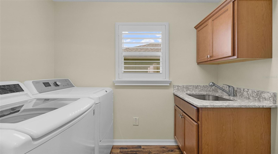 The Villages, Florida 32163, 3 Bedroom Bedrooms, ,2 Bathroombathrooms,Residential,For Sale,Kramer,0,Mfrg5116590