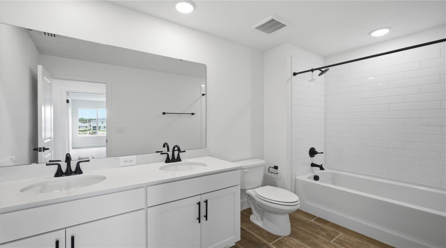 Parrish, Florida 34219, 4 Bedroom Bedrooms, ,3 Bathroombathrooms,Residential,For Sale,Banks,0,Mfrs5142957