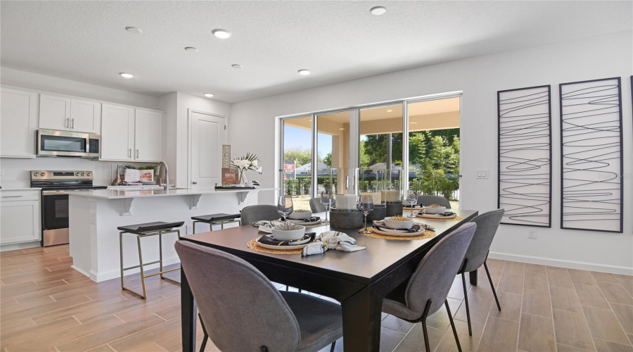 Parrish, Florida 34219, 4 Bedroom Bedrooms, ,3 Bathroombathrooms,Residential,For Sale,Banks,0,Mfrs5142958