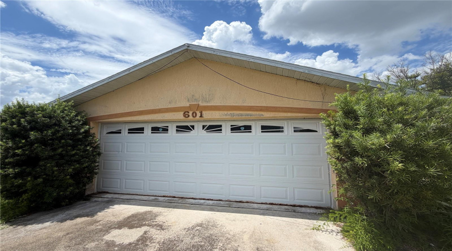 Plant City, Florida 33563, 3 Bedroom Bedrooms, ,2 Bathroombathrooms,Residential,For Sale,Wiggins,0,Mfro6436894