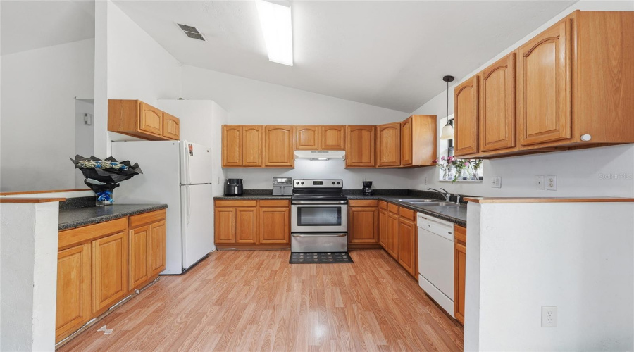 Hawthorne, Florida 32640, 3 Bedroom Bedrooms, ,2 Bathroombathrooms,Residential,For Sale,Little Orange Lake,0,Mfrgc540538