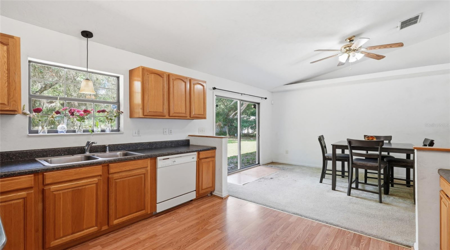 Hawthorne, Florida 32640, 3 Bedroom Bedrooms, ,2 Bathroombathrooms,Residential,For Sale,Little Orange Lake,0,Mfrgc540538