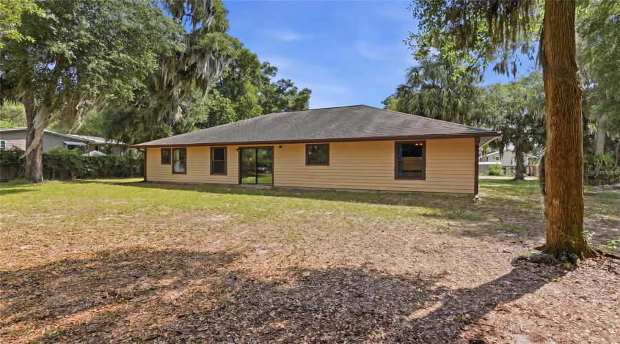 Hawthorne, Florida 32640, 3 Bedroom Bedrooms, ,2 Bathroombathrooms,Residential,For Sale,Little Orange Lake,0,Mfrgc540538