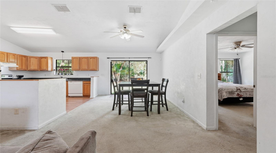 Hawthorne, Florida 32640, 3 Bedroom Bedrooms, ,2 Bathroombathrooms,Residential,For Sale,Little Orange Lake,0,Mfrgc540538