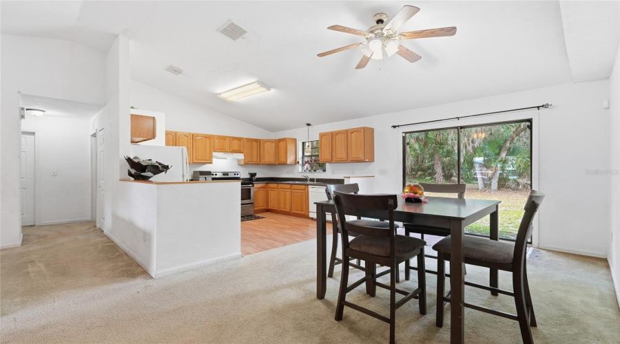 Hawthorne, Florida 32640, 3 Bedroom Bedrooms, ,2 Bathroombathrooms,Residential,For Sale,Little Orange Lake,0,Mfrgc540538