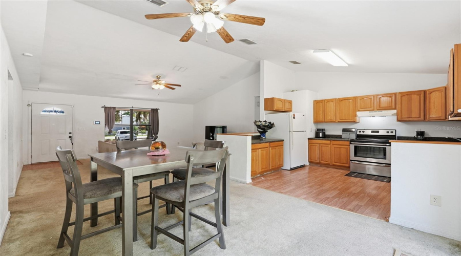 Hawthorne, Florida 32640, 3 Bedroom Bedrooms, ,2 Bathroombathrooms,Residential,For Sale,Little Orange Lake,0,Mfrgc540538