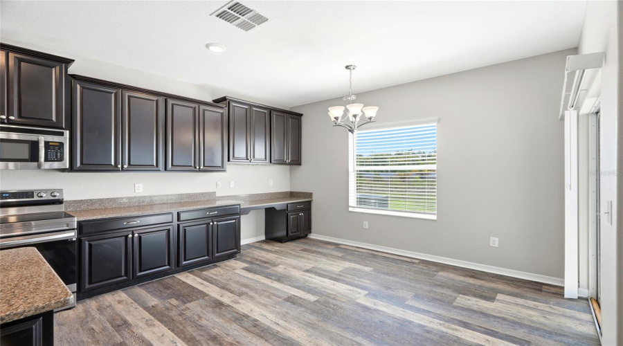 Ruskin, Florida 33570, 6 Bedroom Bedrooms, ,3 Bathroombathrooms,Residential,For Sale,Meadow Glade,0,Mfra4699587