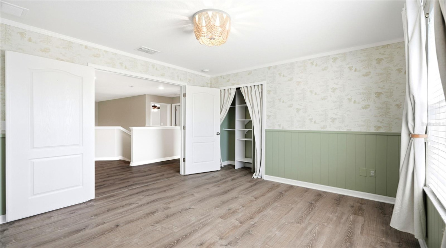 Ruskin, Florida 33570, 6 Bedroom Bedrooms, ,3 Bathroombathrooms,Residential,For Sale,Meadow Glade,0,Mfra4699587