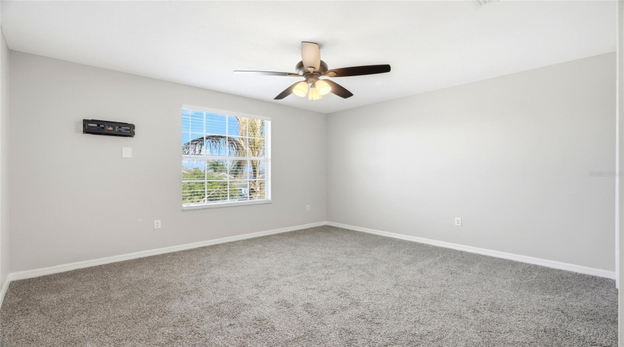 Ruskin, Florida 33570, 6 Bedroom Bedrooms, ,3 Bathroombathrooms,Residential,For Sale,Meadow Glade,0,Mfra4699587