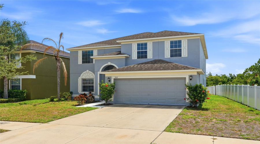 Ruskin, Florida 33570, 6 Bedroom Bedrooms, ,3 Bathroombathrooms,Residential,For Sale,Meadow Glade,0,Mfra4699587